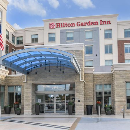 Hilton Garden Inn Cincinnati Midtown Exterior photo