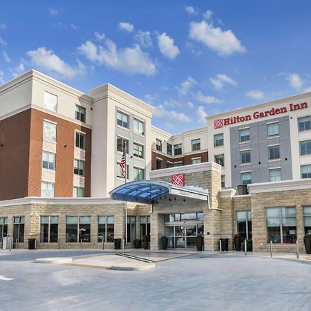 Hilton Garden Inn Cincinnati Midtown Exterior photo